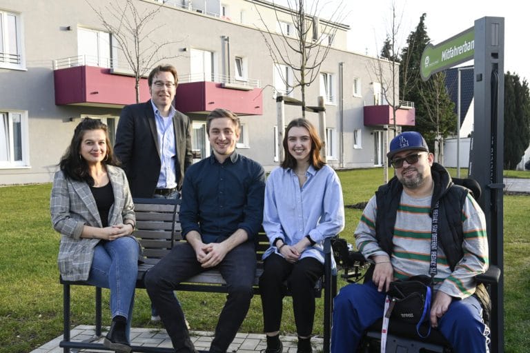 ESF-Plus-Projektteam-768x512